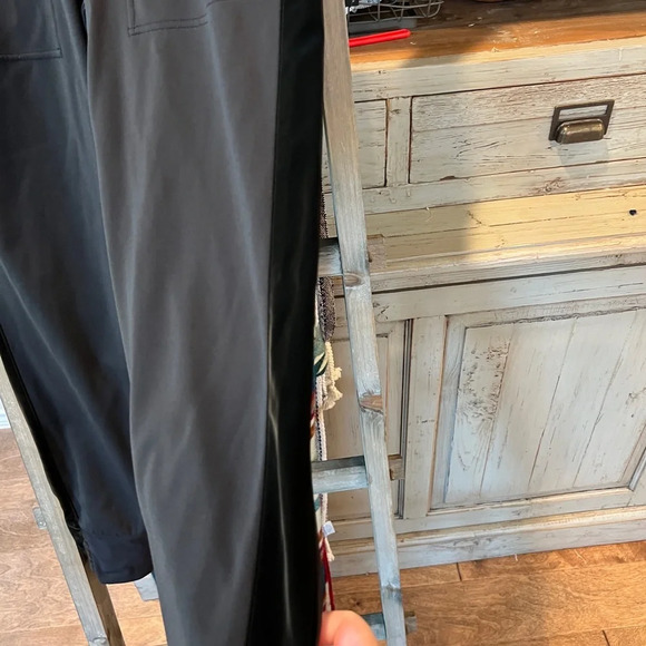 Athleta women’s Venice Velvet stripe jogger size XS - Picture 4 of 12